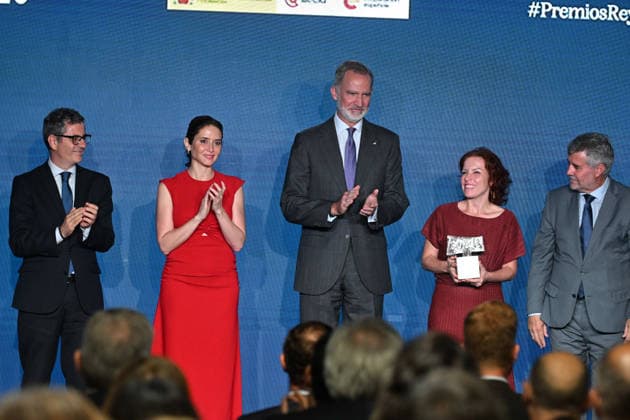 King Felipe IV Presents the 43rd Edition of the 2026 King of Spain International Journalism Awards Félix Bolanos, Isabel Díaz Ayuso, and King Felipe VI alongside the award winners during the awards ceremony for the 2026 King of Spain International Journalism Awards, on June 22, 2026, in Madrid, Spain. These awards are organized by the EFE News Agency and the Spanish Agency for International Development Cooperation (AECID), and since 1983 have recognized journalistic excellence in Ibero-American countries, as well as in those nations with which Spain maintains historical, KING PHILIP VI KING OF SPAIN INTERNATIONAL JOURNALISM AWARDS EFE NEWS AGENCY SPANISH AGENCY FOR INTERNATIONAL DEVELOPMENT COOPERATION José Madrid Madrid, Spain,detected_so  Copyright: xJosÃ xOlivax 7615761