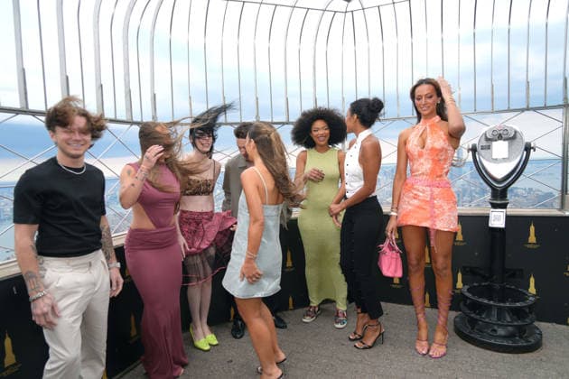 June 22, 2026, New York, Ny, USA: The Cast of Bravo s Next Gen NYC Visits the Empire State Building, NYC.June 22 2026. New York USA - ZUMAms4_ 20260622_faf_ms4_002 Copyright: xSoniaxMoskowitzxGordonx