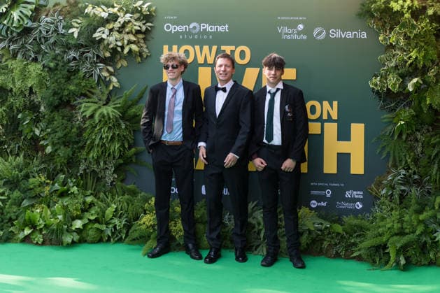 How To Live On Earth World Premiere in London LONDON, UNITED KINGDOM - JUNE 22: Colin Butfield (C) attends the world premiere of How To Live On Earth at Odeon Luxe Leicester Square in London, United Kingdom on June 22, 2026. Wiktor Szymanowicz Anadolu London United Kingdom. Editorial use only. Please get in touch for any other usage.  Copyright: x2026xAnadoluxWiktorxSzymanowiczx