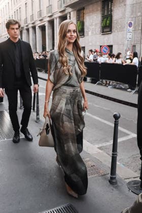 IPA85954314 - Milan, Milan Fashion Week Menswear Spring Summer 2027 - Men s Fashion, Spring Summer 2027 - Giorgio Armani Fashion Show - Guests arriving. Pictured: Laila Hasanovic (model, girlfriend of tennis player Jannik Sinner)  Copyright: xAlessandroxBremecx xx 85954314