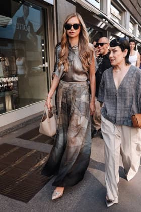 IPA85954283 - Milan, Milan Fashion Week Menswear Spring Summer 2027 - Men s Fashion, Spring Summer 2027 - Giorgio Armani Fashion Show - Guests Arrive. Pictured: Laila Hasanovic (model, girlfriend of tennis player Jannik Sinner), Alexia (Italian singer)  Copyright: xAlessandroxBremecx xx 85954283