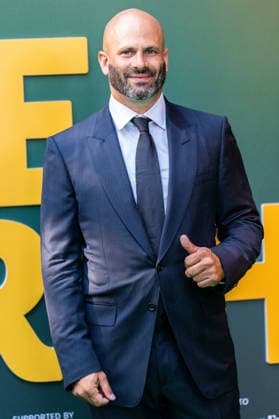 Sam Kass attend the World Premiere of How To Live On Earth at ODEON Luxe Leicester Square on June 22, 2026 in London, England. LONDON, ENGLAND - JUNE 22: Sam Kass attend the World Premiere of How To Live On Earth at ODEON Luxe Leicester Square on June 22, 2026 in London, England., Credit:Pupat Chenaksara Avalon United Kingdom, London, ODEON Luxe Leicester Square  Copyright: xPupatxChenaksarax xAvalonx 1111863865