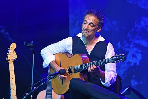 Open-air concert by the Herbert Pixner Project on the Toscana Peninsula in Gmunden, photographed on June 22, 2026. The photo shows guitarist Manuel Randi at the 2022 open-air concert by the Herbert Pixner Project on the Toscana Peninsula in Gmunden, on June 22, 2026,detected_source_language