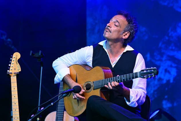 Open-air concert by the Herbert Pixner Project on the Toscana Peninsula in Gmunden, photographed on June 22, 2026. The photo shows guitarist Manuel Randi at the 2022 open-air concert by the Herbert Pixner Project on the Toscana Peninsula in Gmunden, on June 22, 2026,detected_source_language