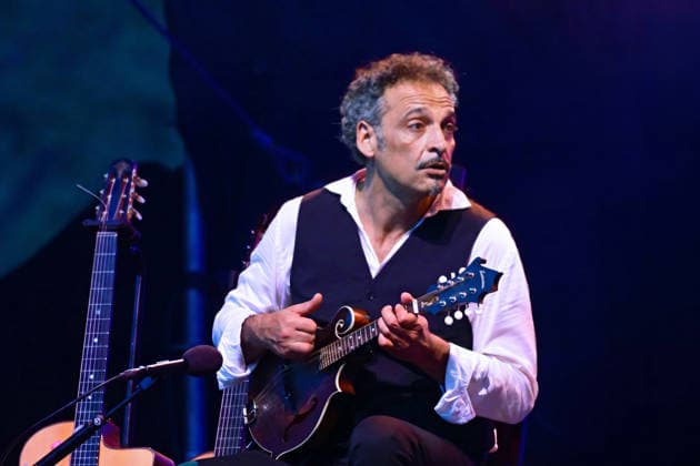 Open-air concert by the Herbert Pixner Project on the Toscana Peninsula in Gmunden, photographed on June 22, 2026. The photo shows guitarist Manuel Randi at the 2022 open-air concert by the Herbert Pixner Project on the Toscana Peninsula in Gmunden, on June 22, 2026,detected_source_language