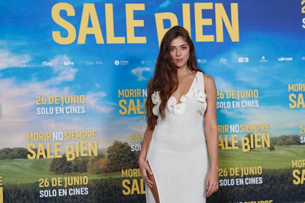 June 23, 2026, Madrid, Madrid, Spain: Spanish actress CARMEN ARRUFAT poses for the media during the photocall for the presentation of the movie Morir no siempre sale bien held at Leclab Madrid. Directed by Claudia Pinto the black comedy film tells the story of two families from different social backgrounds forced to interact after the kidnapping of a corpse. The cinematic project explores social differences through irony and empathy offering a critical portrait of modern society. Madrid Spain  - ZUMAo127 20260623_zep_o127_006 Copyright: xHugoxOrtunox