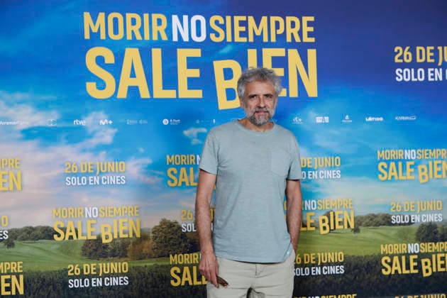 June 23, 2026, Madrid, Madrid, Spain: Spanish actor PAU DURA poses for the media during the photocall for the presentation of the movie Morir no siempre sale bien held at Leclab Madrid. Directed by Claudia Pinto the black comedy film tells the story of two families from different social backgrounds forced to interact after the kidnapping of a corpse. The cinematic project explores social differences through irony and empathy offering a critical portrait of modern society. Madrid Spain  - ZUMAo127 20260623_zep_o127_017 Copyright: xHugoxOrtunox