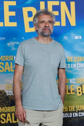 June 23, 2026, Madrid, Madrid, Spain: Spanish actor PAU DURA poses for the media during the photocall for the presentation of the movie Morir no siempre sale bien held at Leclab Madrid. Directed by Claudia Pinto the black comedy film tells the story of two families from different social backgrounds forced to interact after the kidnapping of a corpse. The cinematic project explores social differences through irony and empathy offering a critical portrait of modern society. Madrid Spain  - ZUMAo127 20260623_zep_o127_030 Copyright: xHugoxOrtunox