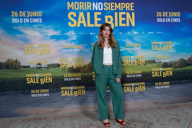 June 23, 2026, Madrid, Madrid, Spain: Spanish actress PAULA MUNOZ poses for the media during the photocall for the presentation of the movie Morir no siempre sale bien held at Leclab Madrid. Directed by Claudia Pinto the black comedy film tells the story of two families from different social backgrounds forced to interact after the kidnapping of a corpse. The cinematic project explores social differences through irony and empathy offering a critical portrait of modern society. Madrid Spain - ZUMAo127 20260623_zep_o127_082 Copyright: xHugoxOrtunox