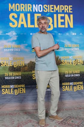 June 23, 2026, Madrid, Madrid, Spain: Spanish actor PAU DURA poses for the media during the photocall for the presentation of the movie Morir no siempre sale bien held at Leclab Madrid. Directed by Claudia Pinto the black comedy film tells the story of two families from different social backgrounds forced to interact after the kidnapping of a corpse. The cinematic project explores social differences through irony and empathy offering a critical portrait of modern society. Madrid Spain - ZUMAo127 20260623_zep_o127_033 Copyright: xHugoxOrtunox
