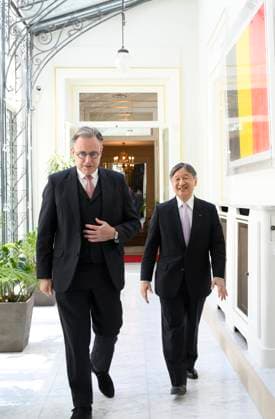 State Visit of the Emperor and the Empress of Japan to Belgium BRUSSELS, BELGIUM - JUNE 23 : Bart De Wever Prime Minister (Belgium) and Emperor Naruhito of Japan pictured during a roundtable discussion to the Lambermont with several ministers of the federal government during the state visit of the Emperor and Empress of Japan to Belgium, on June 23, 2026 in Brussels, Belgium, 23 06 2026 Brussels Belgium  Copyright: xPhilipxReynaersx