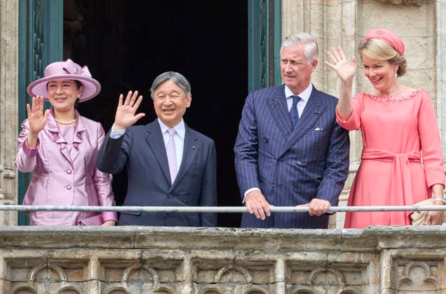 Imperial Couple Visit To Belgium - Day 3 King Philippe and Queen Mathilde of Belgium stand with Emperor Naruhito and Empress Masako of Japan on the balcony of the city hall in Brussels, Belgium on June 23, 2026, as the Japanese imperial couple is on a state visit to Belgium aimed at strengthening bilateral relations and cooperation between the two countries. Photo by Olivier Polet ABACAPRESS.COM Brussels Belgium  Copyright: xPoletxOlivier ABACAx