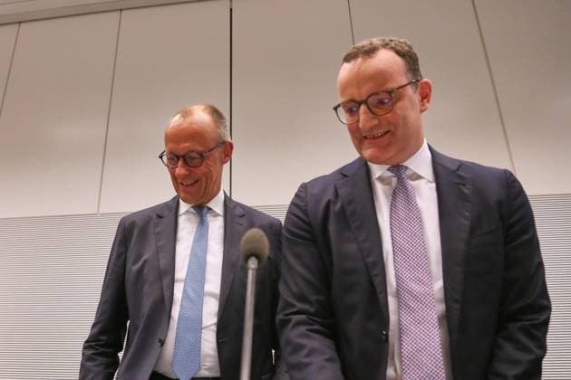 Berlin, Deutschland, 23.06.2026: Deutscher Bundestag: Unions-Fraktionssitzung: Bundeskanzler Friedrich Merz (CDU) und Jens Spahn (CDU) *** Berlin, Germany, June 23, 2026 German Bundestag Union parliamentary group meeting Chancellor Friedrich Merz (CDU) and Jens Spahn (CDU),detected_source_language Copyright: xdtsxNachrichtenagenturx dts_124625