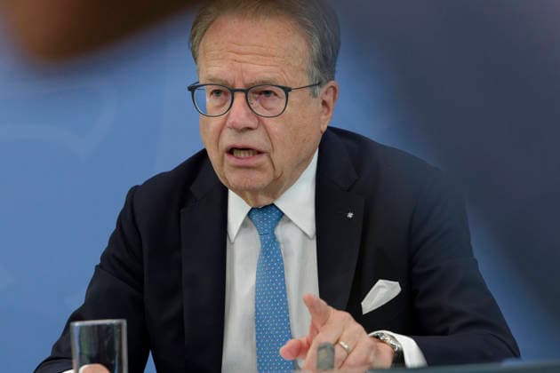 Übergabe Empfehlungen Rentenkommission 2026-06-23 Deutschland, Berlin Pressekonferenz zur Übergabe der Empfehlungen der sogenannten Rentenkommission an Bundeskanzler und Bundesministerin für Arbeit und Soziales. Im Bild Frank-Jürgen Weise, Ko-Vorsaitzender der rentenkommission. *** Presentation of the Recommendations of the Pension Commission, June 23, 2026, Berlin, Germany