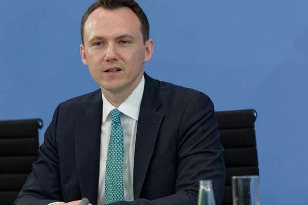 Übergabe Empfehlungen Rentenkommission 2026-06-23 Deutschland, Berlin Pressekonferenz zur Übergabe der Empfehlungen der sogenannten Rentenkommission an Bundeskanzler und Bundesministerin für Arbeit und Soziales. Im Bild MdB Pascal Reddig, CDU, Mitglied der rentenkommission. *** Presentation of the Recommendations of the Pension Commission, June 23, 2026, Berlin, Germany