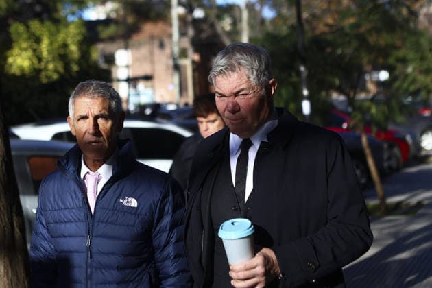 Hearing of Maradona s death trial continues in San Isidro SAN ISIDRO, ARGENTINA - JUNE 23: Attorney Fernando Burlando, representing the Maradona family, arrives at the San Isidro courthouse during a trial hearing investigating the death of late Argentine football legend Diego Armando Maradona, in San Isidro, Argentina, on June 23, 2026. The hearing marks a key week in the trial, during which Maradona s personal physician and primary defendant, Leopoldo Luque, is expected to testify regarding audio recordings from previous sessions. Matias Baglietto Anadolu Buenos Aires Argentina. Editorial use only. Please get in touch for any other usage.  Copyright: x2026xAnadoluxMatiasxBagliettox