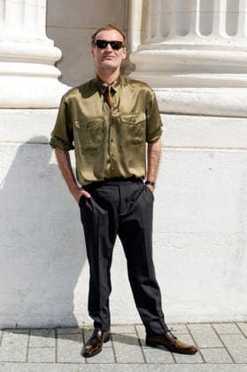 Augustin Trapenard arrives at the Saint Laurent Ready-to-Wear Men’s Spring Summer 2027 fashion show during Paris Fashion Week at the Bourse de Commerce Pinault Collection in Paris, France, on June 23, 2026. Olivier Borde, Bestimage. Celebrities await the Saint Laurent Men’s Spring Summer 2027 show as part of Paris Fashion Week on June 23, 2026, in Paris, France. Paris, France,detected_source_language  Copyright: xOLIVIERxBORDEx xBESTIMAGExOLIVIERxBORDEx xBESTIMAGEx