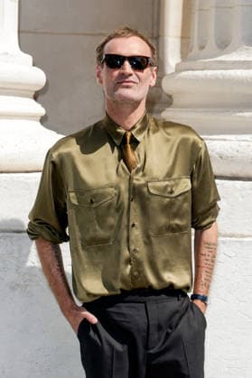 Augustin Trapenard arrives at the Saint Laurent Ready-to-Wear Men’s Spring Summer 2027 fashion show during Paris Fashion Week at the Bourse de Commerce Pinault Collection in Paris, France, on June 23, 2026. Olivier Borde, Bestimage. Celebrities await the Saint Laurent Men’s Spring Summer 2027 show as part of Paris Fashion Week on June 23, 2026, in Paris, France. Paris, France,detected_source_language  Copyright: xOLIVIERxBORDEx xBESTIMAGExOLIVIERxBORDEx xBESTIMAGEx