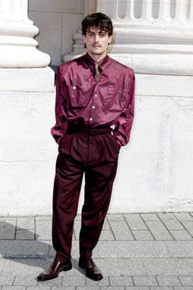 Julien De Saint Jean arrives at the Saint Laurent Ready-to-Wear Men’s Spring Summer 2027 fashion show during Paris Fashion Week at the Bourse de Commerce Pinault Collection in Paris, France, on June 23, 2026. Olivier Borde, Bestimage. Celebrities await the Saint Laurent Men’s Spring Summer 2027 show as part of Paris Fashion Week on June 23, 2026, in Paris, France. Paris, France,detected_source_language  Copyright: xOLIVIERxBORDEx xBESTIMAGExOLIVIERxBORDEx xBESTIMAGEx