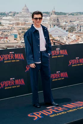 Tom Holland beim Photocall zum Kinofilm Spider-Man: Brand New Day auf der Terasse vom Hotel de la Ville. Rom, 23.06.2026 *** Tom Holland at the photocall for the movie Spider-Man Foto:xA.xM.xTinghinox xFuturexImagex spiderman_rom_6607
