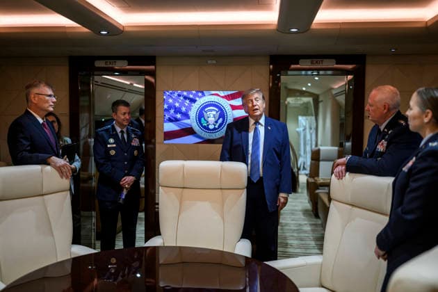 June 23, 2026, Clinton, Md, United States of America: U.S. President Donald Trump tours the presidential suite inside the former Qatari Royal Family Boeing 747-8 airliner, now refurbished as Air Force One at Joint Base Andrews, June 19, 2026 in Clinton, Maryland. The aircraft was gifted to President Donald Trump by the House of Thani is officially U.S Air Force VC-25B Bridge aircraft replacing Air Force One after final testing. Clinton United States of America - ZUMAp138 20260623_zaa_p138_005 Copyright: xDanielxTorok WhitexHousex