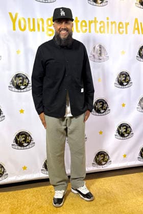 June 23, 2026, Los Angeles, Ca, USA: LOS ANGELES - JUN 20: Chris Loos at the 2026 Young Hollywood Awards at the Harmony Gold Theater on June 20, 2026 in Los Angeles, CA Los Angeles USA - ZUMAnc22 20260623_zaa_nc22_028 Copyright: xKathyxHutchinsx
