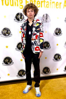 June 23, 2026, Los Angeles, Ca, USA: LOS ANGELES - JUN 20: Mateo Ray at the 2026 Young Hollywood Awards at the Harmony Gold Theater on June 20, 2026 in Los Angeles, CA Los Angeles USA - ZUMAnc22 20260623_zaa_nc22_060 Copyright: xKathyxHutchinsx