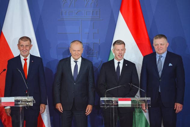 Visegrad Group (V4) summit in Hungary GODOLLO, HUNGARY - JUNE 23: Hungarian Prime Minister Peter Magyar, Slovak Prime Minister Robert Fico, Polish Prime Minister Donald Tusk and Czech Prime Minister Andrej Babis attens Visegrad Group (V4) summit at the Royal Palace of Godollo in Godollo, Hungary, on 23 June 2026. The leaders discussed regional cooperation, European affairs, security, energy policy and current geopolitical challenges during the first V4 prime ministers’ summit in several years. Robert Nemeti Anadolu Godollo Hungary. Editorial use only. Please get in touch for any other usage.  Copyright: x2026xAnadoluxRobertxNemetix