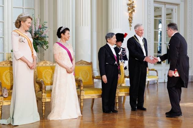 Prime Minister Bart De Wever, is welcomed by, Queen Mathilde of Belgium, Japanese Empress Masako, Japanese Emperor Naruhito and King Philippe - Filip of Belgium prior to the state banquet at the Castle of Laeken - Laken, Brussels, during the official state visit of the Japanese Emperor and Empress to Belgium on Tuesday 23 June 2026. The Emperor and Empress of Japan visit Belgium from June 20-25.  BENOITxDOPPAGNE 179014293