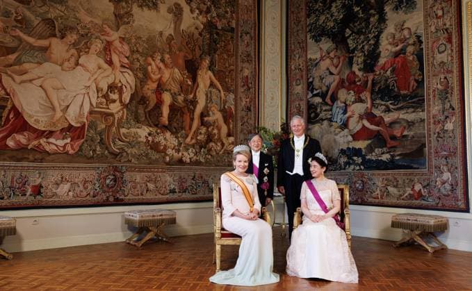 Queen Mathilde of Belgium, Japanese Emperor Naruhito, King Philippe - Filip of Belgium and Japanese Empress Masako pose for photographers prior to the state banquet at the Castle of Laeken - Laken, Brussels, during the official state visit of the Japanese Emperor and Empress to Belgium on Tuesday 23 June 2026. The Emperor and Empress of Japan visit Belgium from June 20-25.  BENOITxDOPPAGNE 179018772