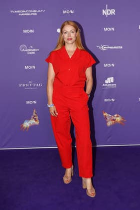 Esther Roling beim Moin Mittsommer Event der Filmfoerderung von Hamburg und Schleswig-Holstein am 23.06.2026 in Hamburg Esther Roling attends the Moin Mittsommer event at Kampnagel on June 23, 2026 in Hamburg, Germany Moin Mittsommer Event in Hamburg *** Esther Roling at the Moin Mittsommer event hosted by the Film Fund of Hamburg and Schleswig-Holstein on June 23, 2026, in Hamburg Esther Roling attends the Moin Mittsommer event at Kampnagel on June 23, 2026 in Hamburg, Germany Moin Mittsommer Event in Hamburg,detected_source_language 