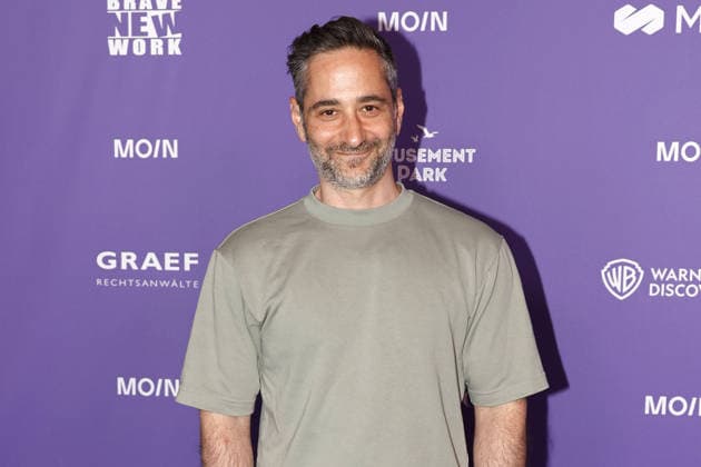 Denis Moschitto beim Moin Mittsommer Event der Filmfoerderung von Hamburg und Schleswig-Holstein am 23.06.2026 in Hamburg Denis Moschitto attends the Moin Mittsommer event at Kampnagel on June 23, 2026 in Hamburg, Germany Moin Mittsommer Event in Hamburg *** Denis Moschitto at the Moin Mittsommer event hosted by the Film Fund of Hamburg and Schleswig-Holstein on June 23, 2026, in Hamburg. Denis Moschitto attends the Moin Mittsommer event at Kampnagel on June 23, 2026 in Hamburg, Germany Moin Mittsommer Event in Hamburg,detected_source_language 