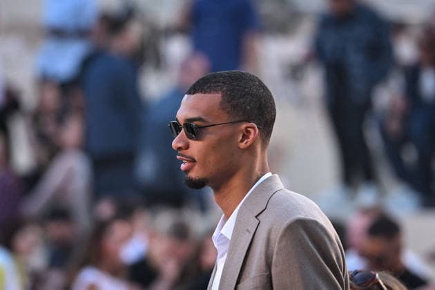 PFW - Louis Vuitton Runway in Paris FA French basketball player Victor Wembanyama attends the Spring Summer 2027 collection by US designer Pharrell Williams for Louis Vuitton during the Paris Fashion Week, on June 23, 2026. Photo by Firas Abdullah ABACAPRESS.COM Paris Ile-de-France France  Copyright: xAbdullahxFiras ABACAx