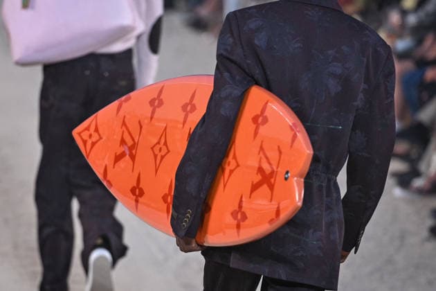 PFW - Louis Vuitton Runway in Paris FA A model walks the runway the Spring Summer 2027 collection by US designer Pharrell Williams for Louis Vuitton during the Paris Fashion Week, on June 23, 2026. Photo by Firas Abdullah ABACAPRESS.COM Paris Ile-de-France France  Copyright: xAbdullahxFiras ABACAx