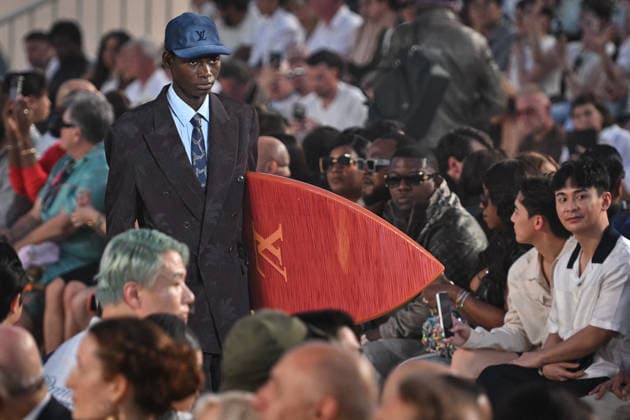 PFW - Louis Vuitton Runway in Paris FA A model walks the runway the Spring Summer 2027 collection by US designer Pharrell Williams for Louis Vuitton during the Paris Fashion Week, on June 23, 2026. Photo by Firas Abdullah ABACAPRESS.COM Paris Ile-de-France France  Copyright: xAbdullahxFiras ABACAx
