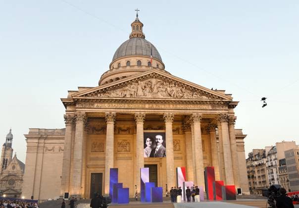 PARIS, FRANCE - JUNE 23: A portrait of the late historian and resistance fighter Marc Bloch adorns the facade of the Pantheon before his induction ceremony along with his wife Simonne Vidal on June 23, 2026 in Paris, France. French Resistance fighter and pioneering historian Marc Bloch entered France s Pantheon on June 23, becoming the first historian to receive one of the nation s highest honors.  Copyright: xChinaxNewsxServicex 111650080554