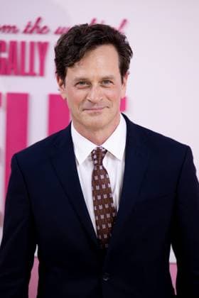 Tom Everett Scott at arrivals for ELLE Series World Premiere, SVA (School for the Visual Arts) Theatre, New York, NY, June 23, 2026. Photo By: Ryan Billings Everett Collection ELLE Series World Premiere PUBLICATIONXNOTxINxCANxCHNxFRAxITAxJPNxNORxPOLxRUSxESPxUKxUSA