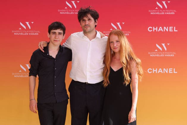 The cast and crew of the film Adieu monde cruel by director Félix de Givry at the Théâtre de la Gare du Midi during the opening ceremony of the 2026 Biarritz International Film Festival Nouvelles Vagues, June 23, 2026  Copyright: xJean-MarcxLhomerx xBestimagexJean-MarcxLhomerx xBestimagex