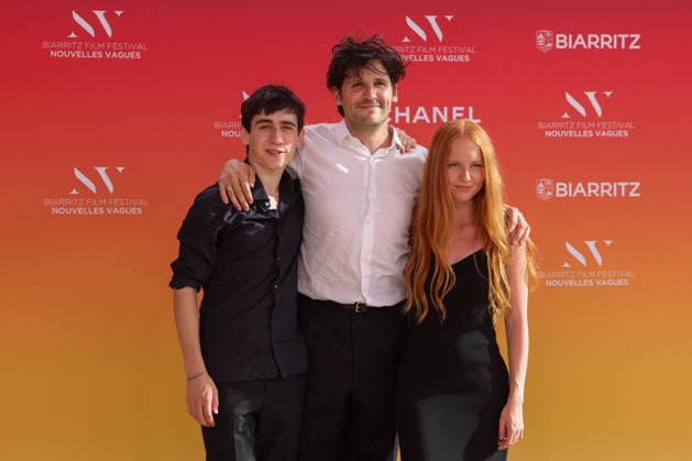 The cast and crew of the film Adieu monde cruel by director Félix de Givry at the Théâtre de la Gare du Midi during the opening ceremony of the 2026 Biarritz International Film Festival Nouvelles Vagues, June 23, 2026  Copyright: xJean-MarcxLhomerx xBestimagexJean-MarcxLhomerx xBestimagex