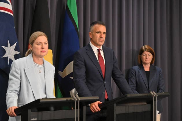 JULIE COLLINS BIRD FLU PRESSER, Minister for Agriculture Julie Collins, South Australia™s Premier Peter Malinauskas and Chief Veterinary Officer Dr Beth Cookson speak to journalists at a press conference at Parliament House in Canberra, Wednesday, June 24, 2026. ( NO ARCHIVING CANBERRA AUSTRALIAN CAPITAL TERRITORY AUSTRALIA  Copyright: xMICKxTSIKASx 20260624197820398537