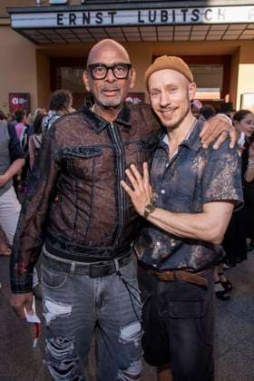 ABB LIBITSCH- Pierre Sanoussi-Bliss mit Begleitung zu Gast bei der Verleihung des Ernst-Lubitsch-Preises 2026 im Kino Babylon in Berlin am 23.06.2026 Berlin Deutschland *** ABB LIBITSCH Pierre Sanoussi Bliss, accompanied by a guest, attended the 2026 Ernst Lubitsch Prize ceremony at the Babylon Cinema in Berlin on June 23, 2026, Berlin, Germany,detected_source_language