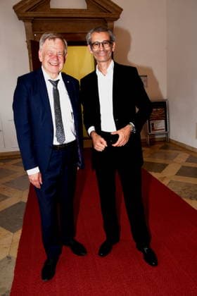 Karl Freller Bayerischer Landtag Vizepraesident a.D. Bjoern Wilhelm BR Muenchen 23.06.2026 Cuvillies Theater Residenz Bernhard Wicki Preisverleihung Foto Muenchen *** Karl Freller, Vice President of the Bavarian State Parliament, to Bjoern Wilhelm, City of Munich, June 23, 2026, Cuvillies Theater, Residenz, Bernhard Wicki Award Ceremony, Photo