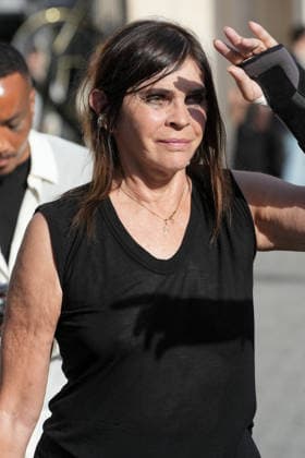 Carine Roitfeld at the Saint Laurent Mens Spring Summer 2027 fashion show at the Bourse du Commerce in Paris on June 23, 2026. Anne Sophie Guebey, Bestimage. Celebrities at the Saint Laurent Mens Spring Summer 2027 fashion show at the Bourse du Commerce in Paris on June 23, 2026, Paris, France,detected_source_language  Copyright: xAnne-SophiexGuebeyx xBestimagexAnne-SophiexGuebeyx xBestimagex