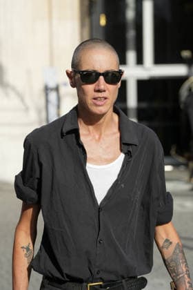 Constance Debré at the Saint Laurent Mens Spring Summer 2027 fashion show at the Bourse du Commerce in Paris on June 23, 2026. Anne Sophie Guebey, Bestimage. Celebrities at the Saint Laurent Mens Spring Summer 2027 fashion show at the Bourse du Commerce in Paris on June 23, 2026, Paris, France,detected_source_language  Copyright: xAnne-SophiexGuebeyx xBestimagexAnne-SophiexGuebeyx xBestimagex