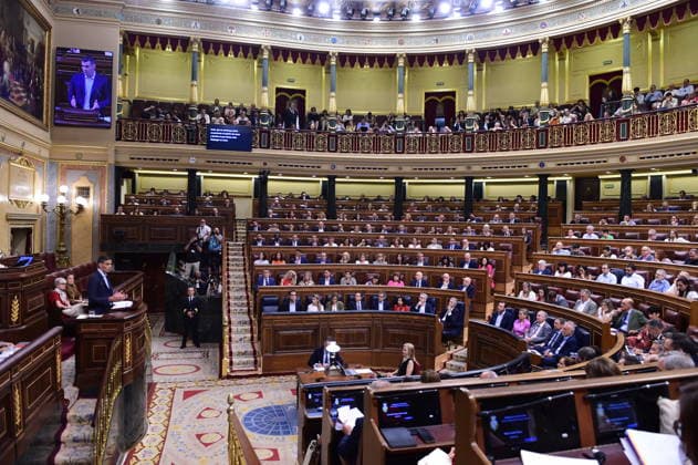 Sánchez and Feijóo Clash in Congress Amid a Full-Blown Crisis Over Corruption and Calls for Elections Prime Minister Pedro Sánchez speaks during a plenary session in the Congress of Deputies on June 24, 2026, in Madrid, Spain. The Prime Minister appears before the Lower House to report on the political situation following developments in the investigations involving his wife, the Leire case, and former Prime Minister Zapatero, as well as the Supreme Court’s conviction of former Minister Ábalos, his advisor, Koldo, and businessman Víctor de Aldama. JUNE 24, 2026, Madrid, Spain,detected_source_language  Copyright: xGustavoxValientex 7618673