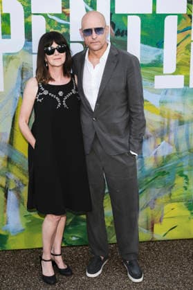 Liza Marshall mit Ehemann Mark Strong bei der Serpentine Gallery Summer Party 2026 in der Serpentine Gallery. London, 23.06.2026 *** Liza Marshall with her husband Mark Strong at the Serpentine Gallery Summer Party 2026 at the Serpentine Gallery in London, June 23, 2026,detected_source_language Foto:xJ.xEdwardsx xFuturexImagex serpentine_6657