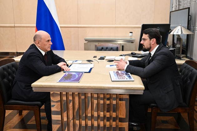 RUSSIA, MOSCOW - JUNE 24, 2026: Russia s Prime Minister Mikhail Mishustin (L) meets with Far East and Arctic Development Corporation CEO Nikolai Zapryagayev at the House of the Russian Government Moscow Russia  - ZUMAt113 20260624_zaa_t113_016 Copyright: xAlexanderxMiridonovx