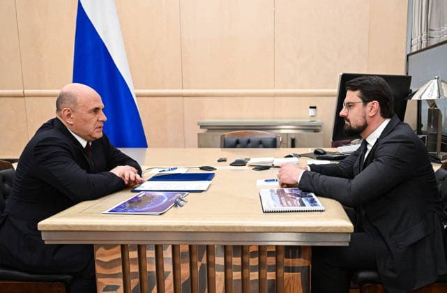 RUSSIA, MOSCOW - JUNE 24, 2026: Russia s Prime Minister Mikhail Mishustin (L) meets with Far East and Arctic Development Corporation CEO Nikolai Zapryagayev at the House of the Russian Government Moscow Russia  - ZUMAt113 20260624_zaa_t113_019 Copyright: xAlexanderxMiridonovx