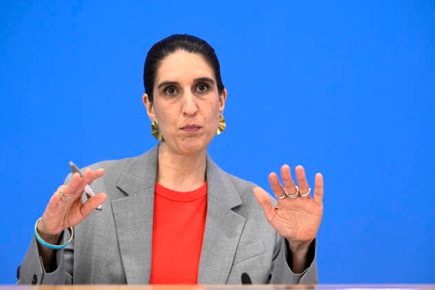 ABB BPK- Rima Hanano, Co-Geschaeftsfuehrerin von CLAIM bei der Veroeffentlichung des Berichts Vorstellung des zivilgesellschaftlichen Lagebildes antimuslimischer Rassismus und Fallzahlen 2025 auf der BPK Bundespressekonferenz am 24.06.2026 in Berlin Berlin Deutschland *** ABB BPK Rima Hanano, Co-Executive Director of CLAIM, at the release of the report Overview of Anti-Muslim Racism in Civil Society and Case Statistics for 2025 at the BPK Federal Press Conference on June 24, 2026, in Berlin, Germany,detected_source_language