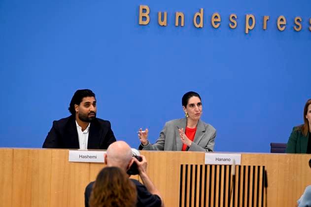 ABB BPK- Said Etris Hashemi, Autor, Initiative 19. Februar Hanau, Bundesvorsitzender des Verbandes binationaler Familien Partnerschaften Rima Hanano, Co-Geschäftsführerin von CLAIM bei der Veroeffentlichung des Berichts Vorstellung des zivilgesellschaftlichen Lagebildes antimuslimischer Rassismus und Fallzahlen 2025 auf der BPK Bundespressekonferenz am 24.06.2026 in Berlin Berlin Deutschland *** ABB BPK Said Etris Hashemi, author, February 19 Hanau Initiative; Rima Hanano, Federal Chair of the Association of Binational Family Partnerships; Co-Executive Director of CLAIM, at the release of the report Overview of Anti-Muslim Racism in Civil Society and Case Statistics for 2025 at the BPK Federal Press Conference on June 24, 2026, in Berl
